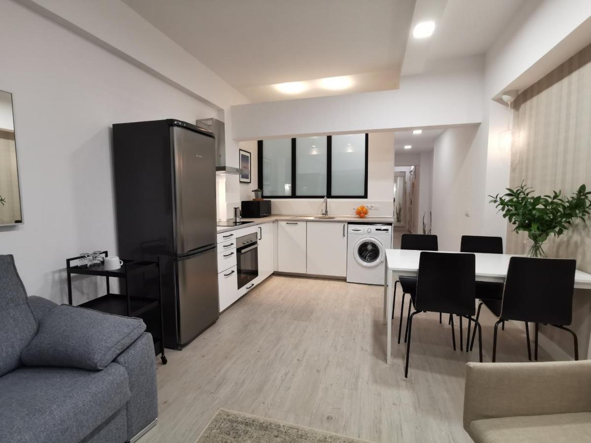 Homeforguest Apartamento Con Vistas A Las Canteras Las Palmas de Gran Canaria Ngoại thất bức ảnh
