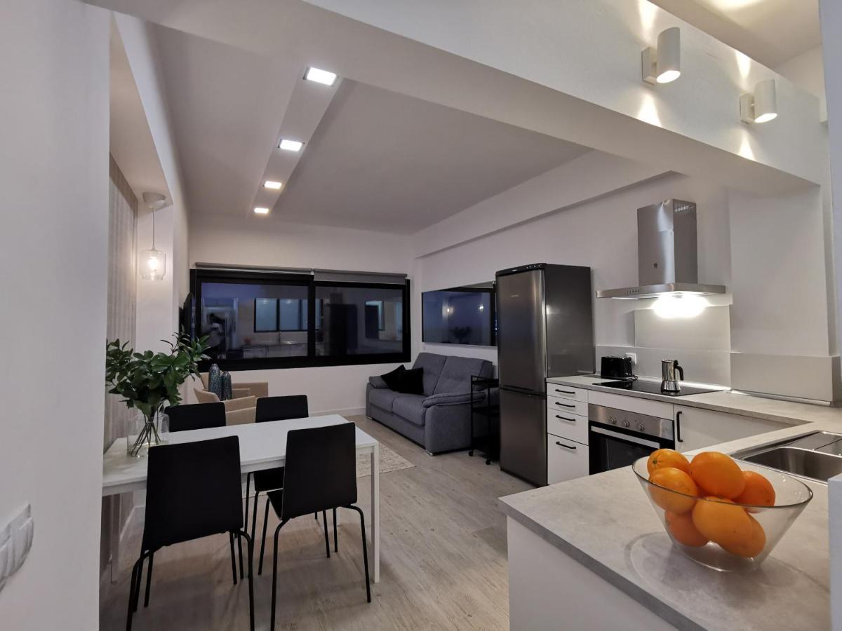 Homeforguest Apartamento Con Vistas A Las Canteras Las Palmas de Gran Canaria Ngoại thất bức ảnh